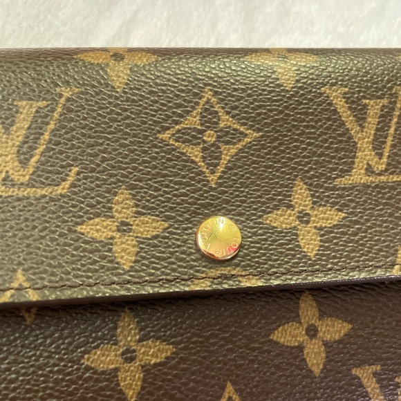 Louis Vuitton Monogram Sarah Long Wallet 🤎 - Picture 7 of 17